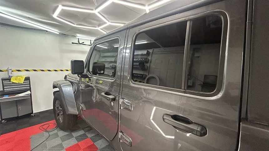 Freshly tinted Jeep in the UMBRA garage